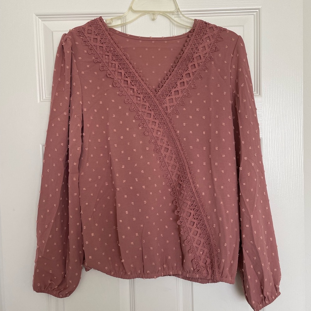 Elegant Mauve Lace Trim Blouse